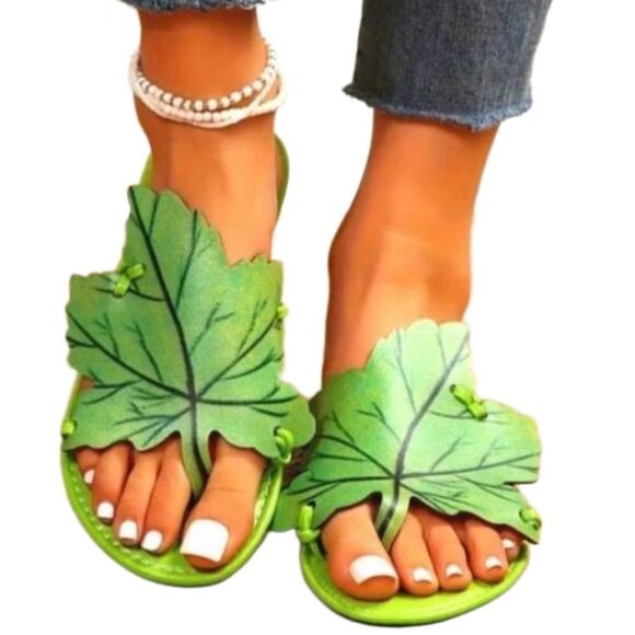 Gorgeous green leaf sandals sz 11 - Picture 1 of 5